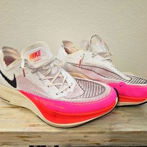 Nike zoom vaporfly next 2%